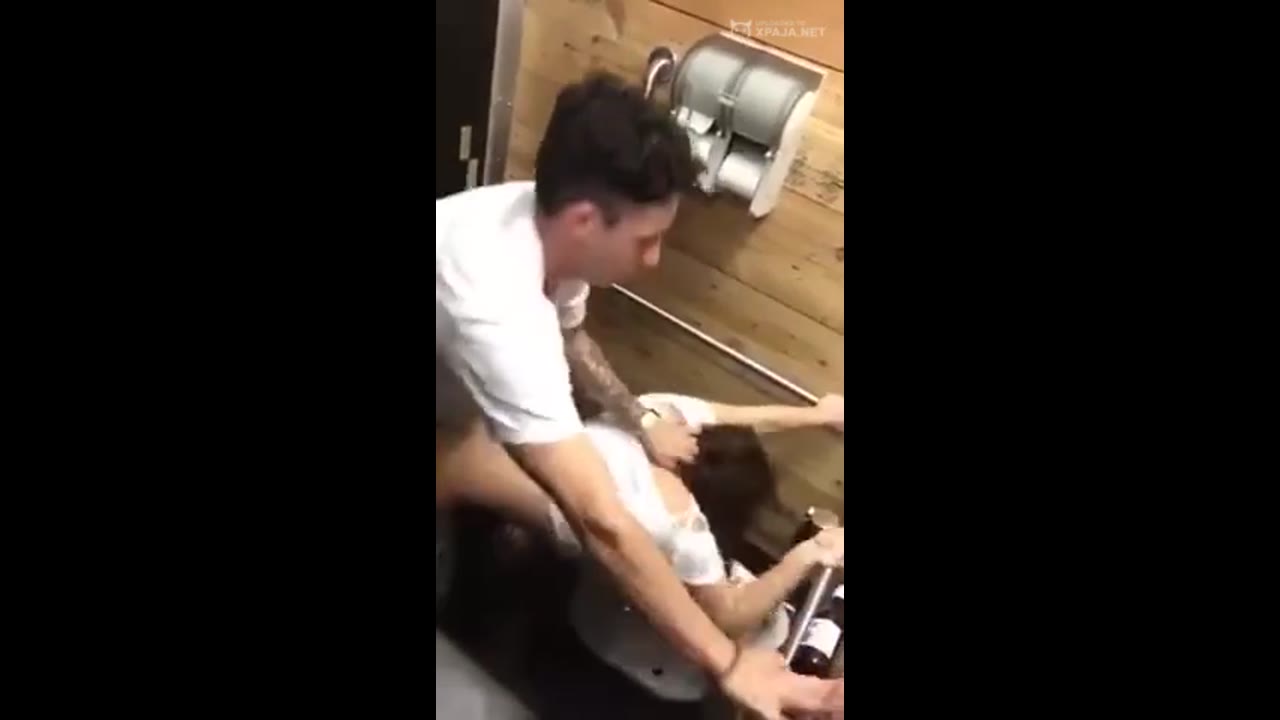 Sexo en el baño –